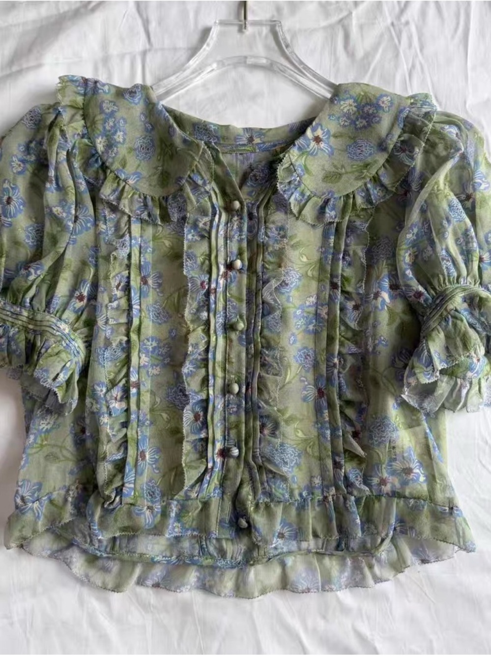 Doen Selma Top in Green Strawberry Moon Floral, S - Picture 2 of 8